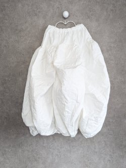 画像3: franky grow RABBIT QUILT RUBBER PIPING SKIRT　ホワイト