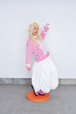 画像1: franky grow RABBIT QUILT RUBBER PIPING SKIRT　ホワイト