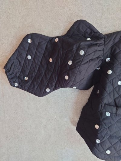 画像2: franky grow WAVE CUT SLEEVES QUILTING JACKET　ブラック＊シルバーDOTS