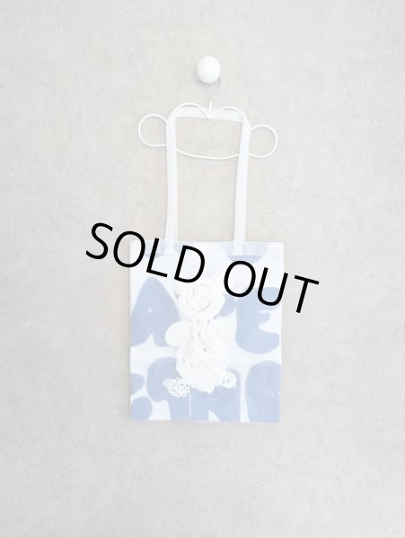 画像1: franky grow TAPE EMBROIDERY BEAR TULLE BAG　ブルー LETTERS (1)