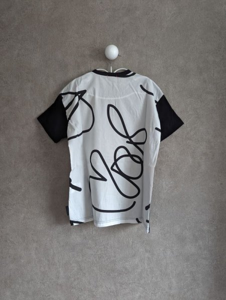 画像2: franky grow BEAR TAPE EMBROIDERY PRINT DOCKING TEE ブラック  (2)