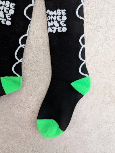 画像1: franky grow CONVEY THE WORDS SOCKS　ブラック