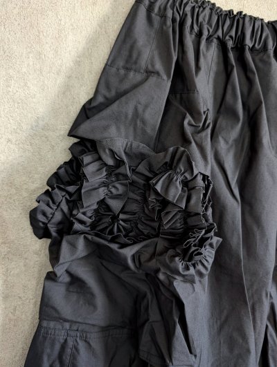 画像1: franky grow VARIOUS FRILL PANTS　ブラック