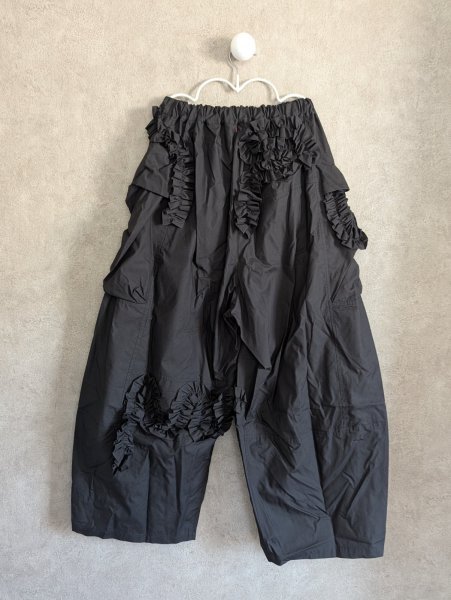 画像2: franky grow VARIOUS FRILL PANTS　ブラック (2)